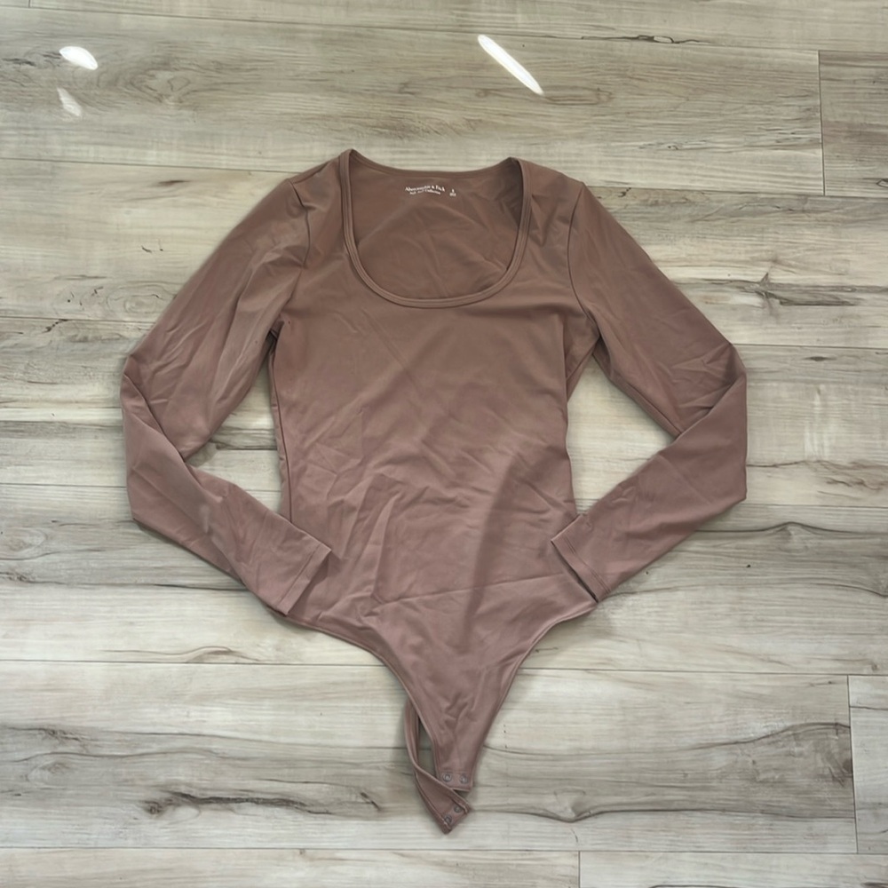 Abercrombie And Fitch Long Sleeve Bodysuit